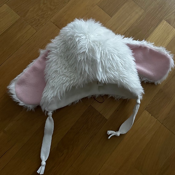 Tinttu hattu 52 cm