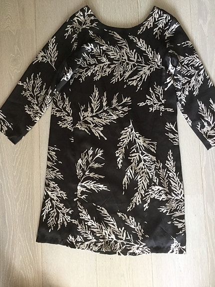 Juhlamekko 34 Philosophy Blues original musta beige mekko Kotka