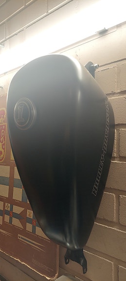HD Sportster ruiskumallin tankit