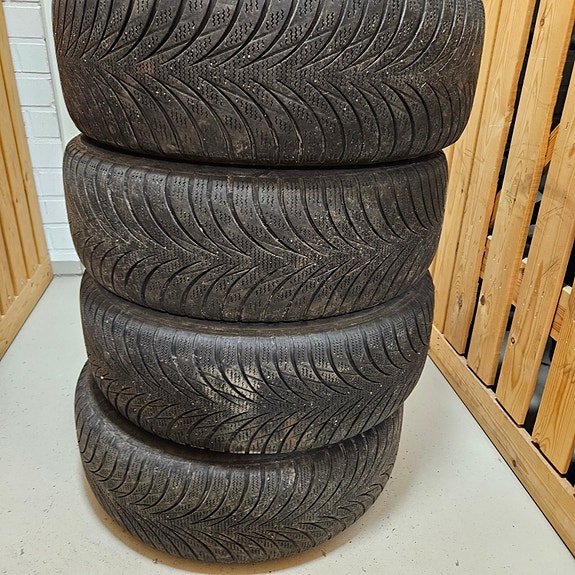 Tyre with rim
