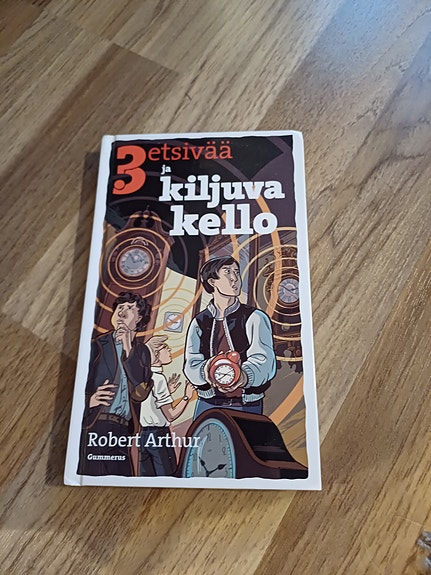 3 etsivää kirja