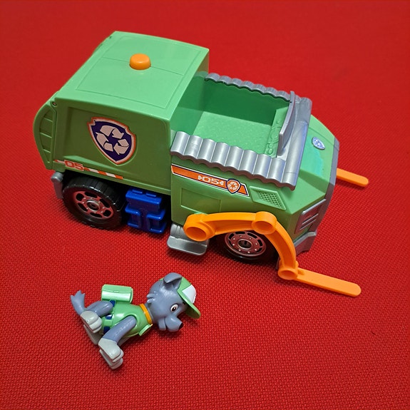 Product image 1 of 3