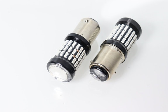 P21/5W (BAY15D) LED-jarruvalopolttimo — punainen (punainen siru, 1 kpl)