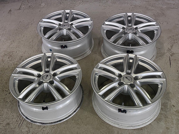 Brock vanteet + painetunnistimet. Sopii esim BMW 3-Sarja (G20)