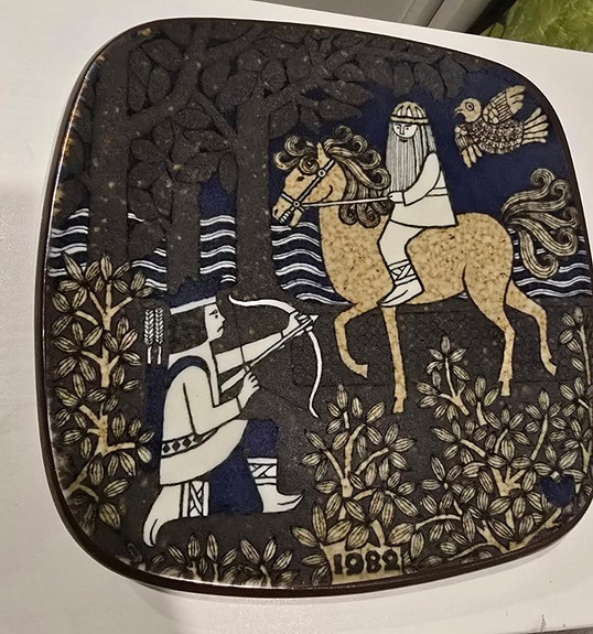 Arabia Kalevala vuosilautanen 1982