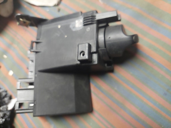 MB 210 valokatkaisija 2105450104