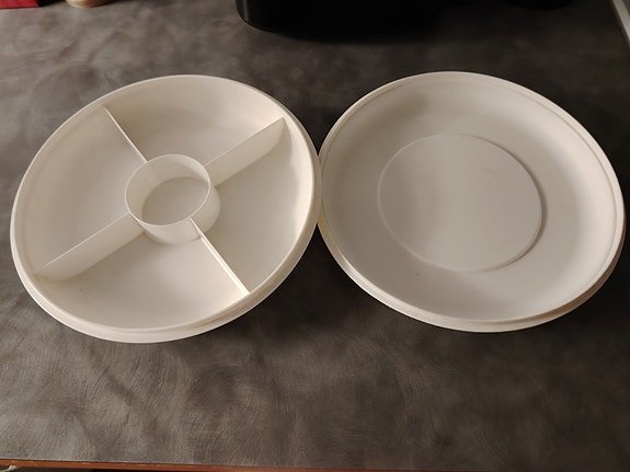 Tupperware Tarjoiluastia