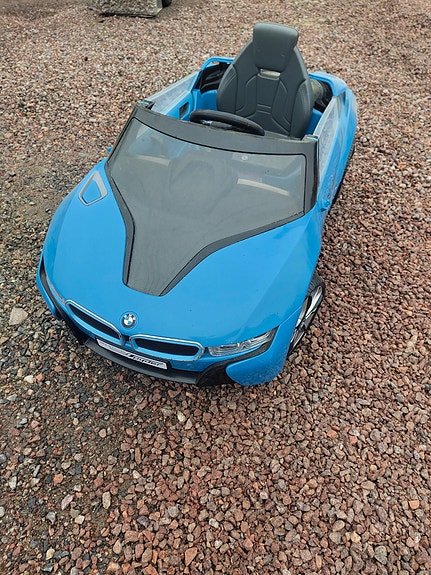Lasten sähköauto