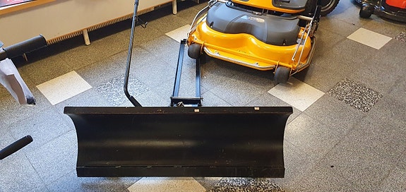 Puskulevy ajoleikkuriin