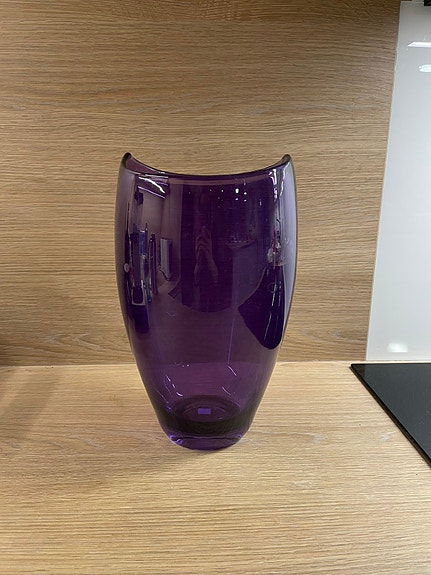 Partylite violetti vaasi / hurricane