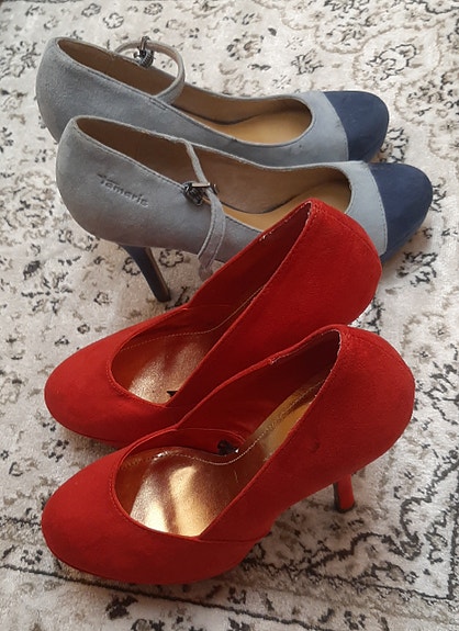 2x korkokengät 38 punaiset H&M tai siniset Tamaris