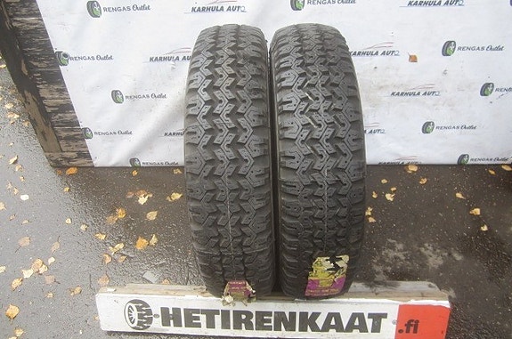 165/80 R13 Tarkistettu Rengas MICHELIN