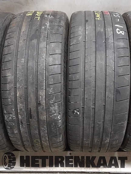 225/45R18" Tarkistettu rengas Michelin