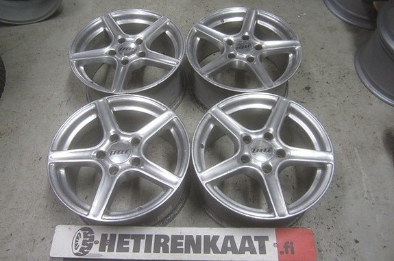 5x120 R16 alumiinivanteet