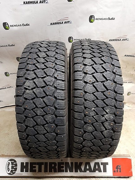 225/70 R15C" käytetyt Nastarenkaat