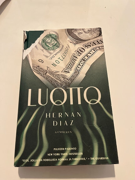 Luotto. Hernan Diaz