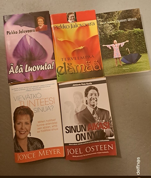 Kuvan Hengelliset kirjat UUSIA
