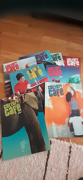 Culture cafe englannin oppikirjat