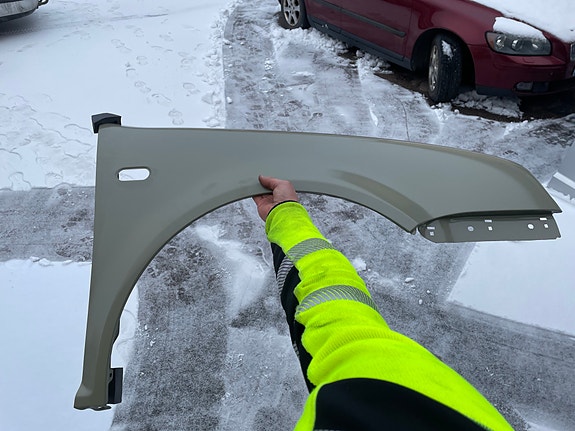 vw golf mk4 uudet etulokasuojat useita varastossa