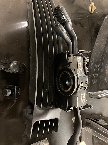 VW Passat 3b osia