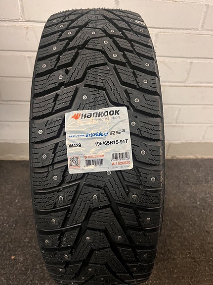 195/65R15 Hankook iPike RS2 uudet nastarenkaat