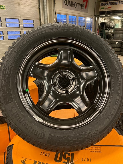 4kpl 205/55R16 Continental ICE 3 ja Dacia sandero peltivanteet 16” 4x100