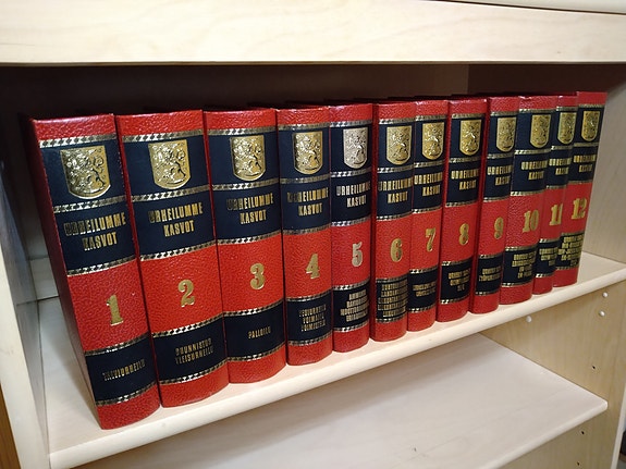 Urheilumme kasvot kirjasarja 1-12