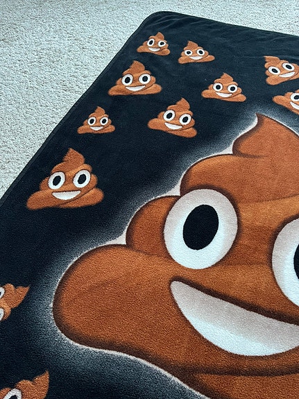 Poop emoji fleece-viltti, kuin uusi