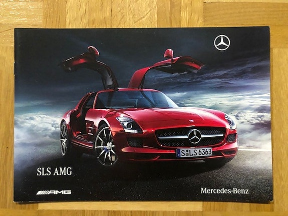 Esite Mercedes SLS AMG C197 vuodelta 2009 / 2010