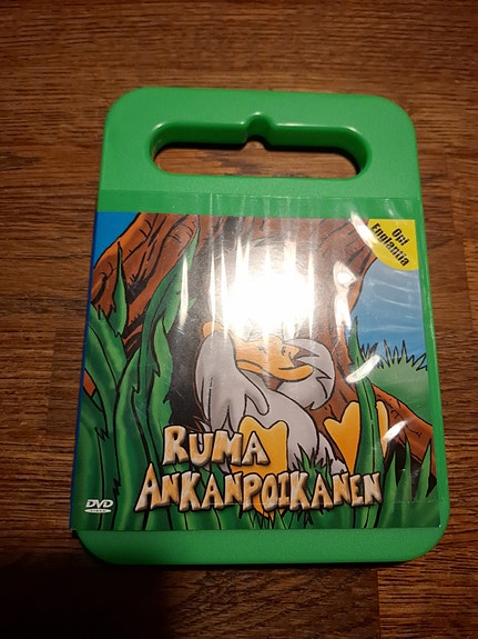 Ruma ankanpoikanen satu
