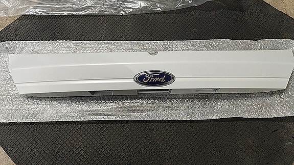 Ford Fiesta takaluukun kahva