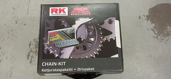 Ketjurataspaketti Kawasaki ZZR-1200 27-KA054-08