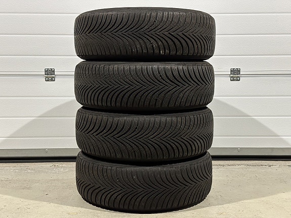 Michelin 4kpl kitkarenkaat 205/60-16