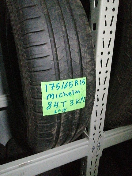 Kesärenkaat 175 65 R 15 michelin