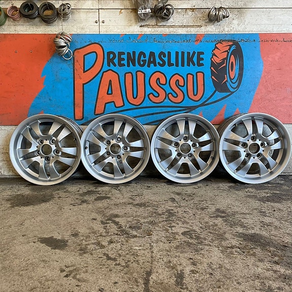 Käytetty BMW vannesarja 5x120 ET 34 KR 72,3 7x16"