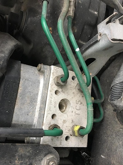 Saab 9-5 abs yksikkö /TCS -02 turbo