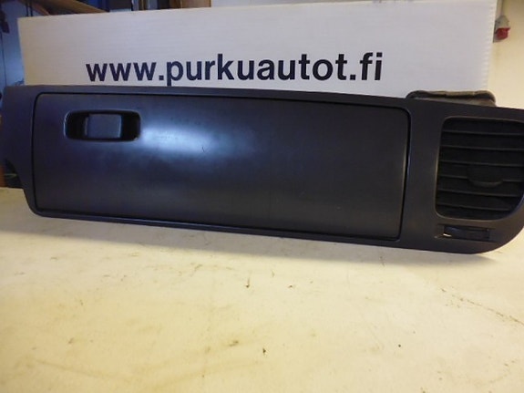 Hyundai trajet hanskalokero 2004