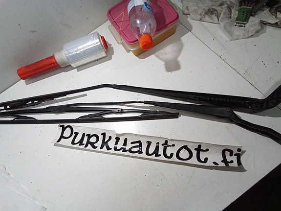 Peugeot 206 pyyhkimen varret tuulilasi 2003