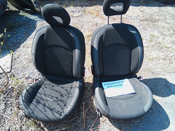 Peugeot 206 istuimet etu/taka 2006