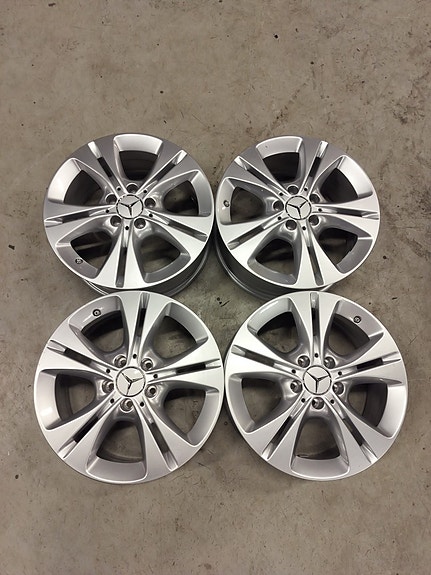 4kpl Uudet Mercedes Benz 17" 5x112 alumiinivanteet
