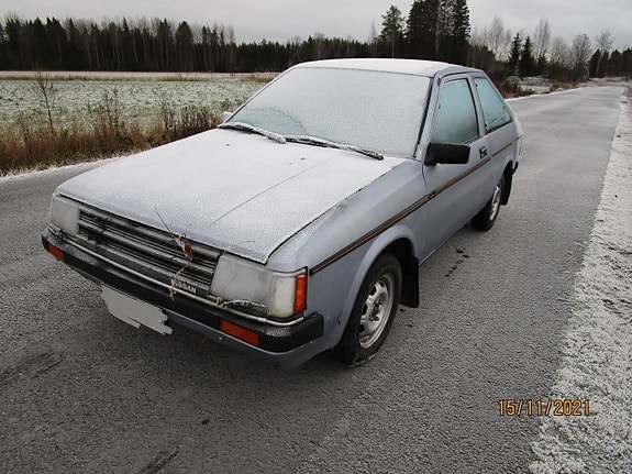 Nissan Cherry 1,5 3ov. -82