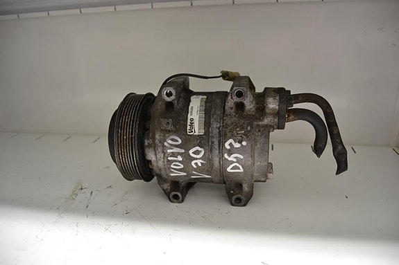 Volvo V70 D5 ilmastoinnin kompressori