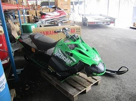 Arctic Cat 600 SnoPro CrossCountry 2011 osia