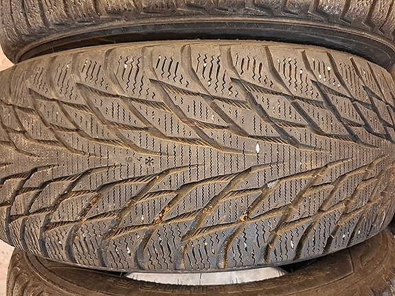 205/55R16 Nokian Hakkapeliitta R2 kitkarenkaat 4 kpl sarja.