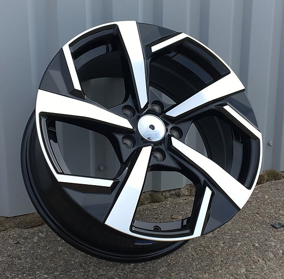 R19 vanteet 5x114.3