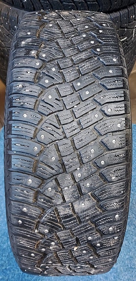 215/60 R16 99T XL Continental Ice Contact 2
