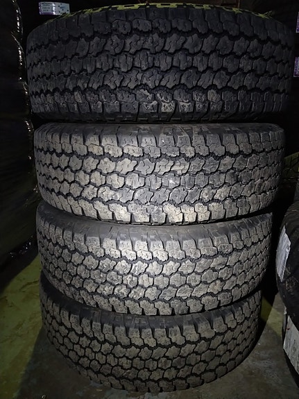 235/75R15 Goodyear Wrangler A-T Adventure 4 kpl