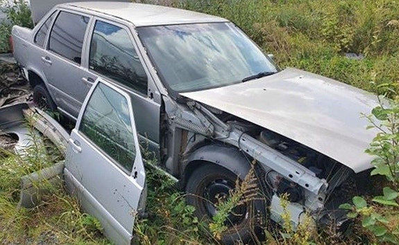 Volvo S70 ovet ja konepelti