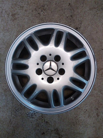 Vanne Mercedes Benz alkuperäinen käytetty