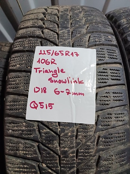 Kitkarenkaat 225/65R17 106R Triangle Snowlink Q515